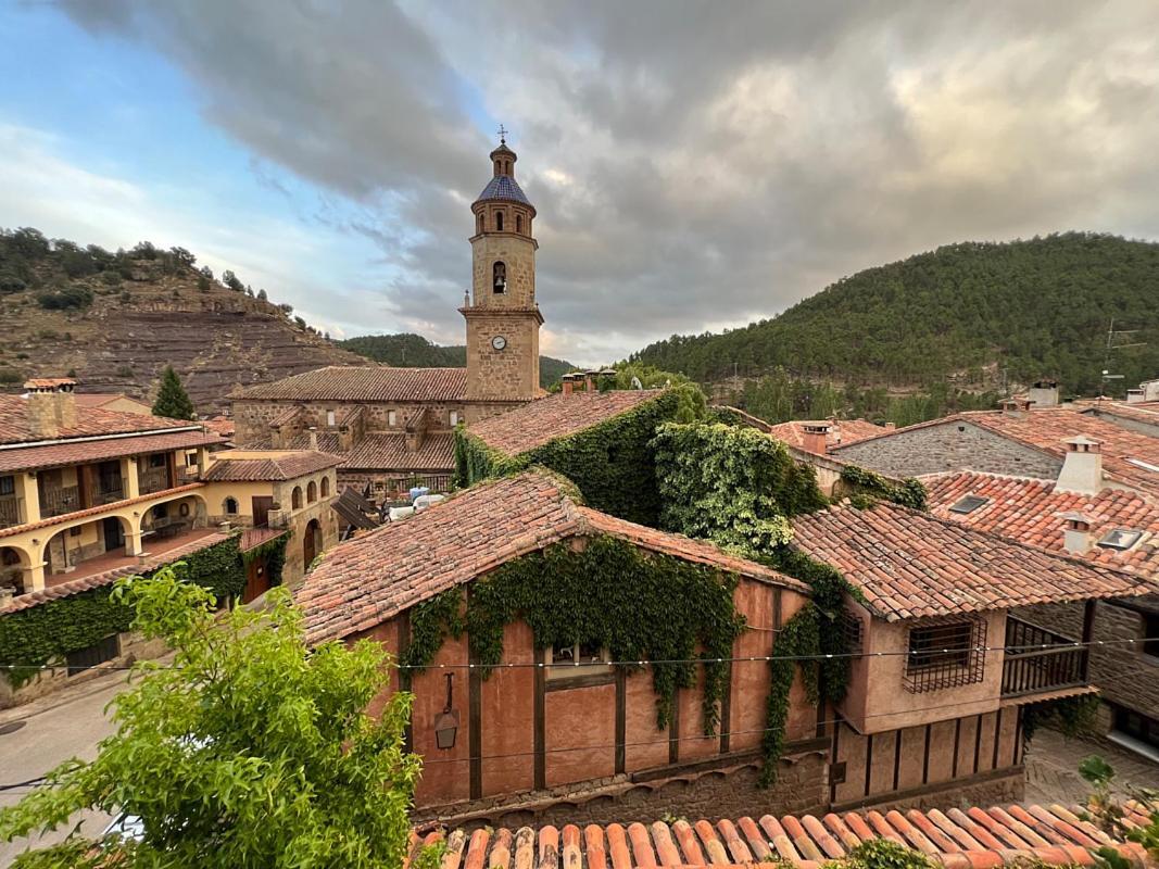 La Casa Del Bosque Villa Cabra de Mora Exterior photo